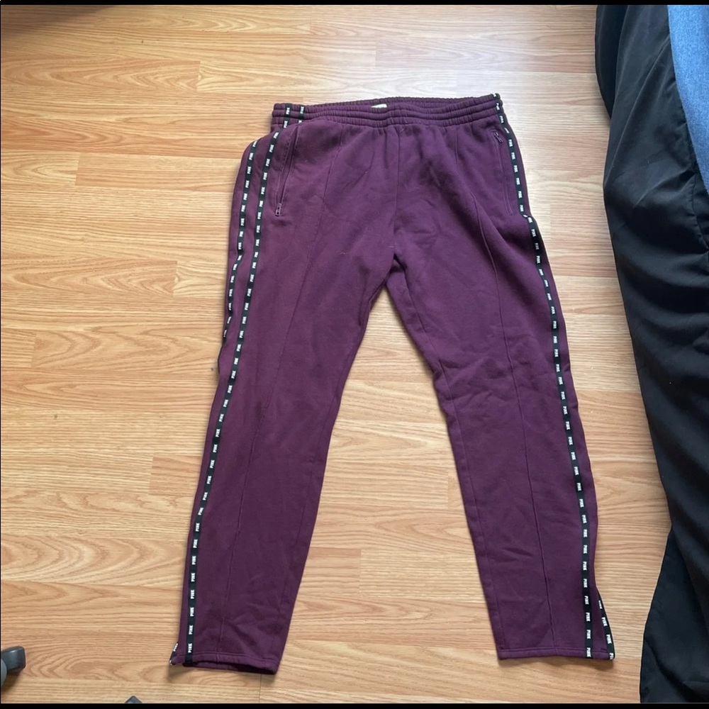 Victoria’s Secret Pink sweatpants